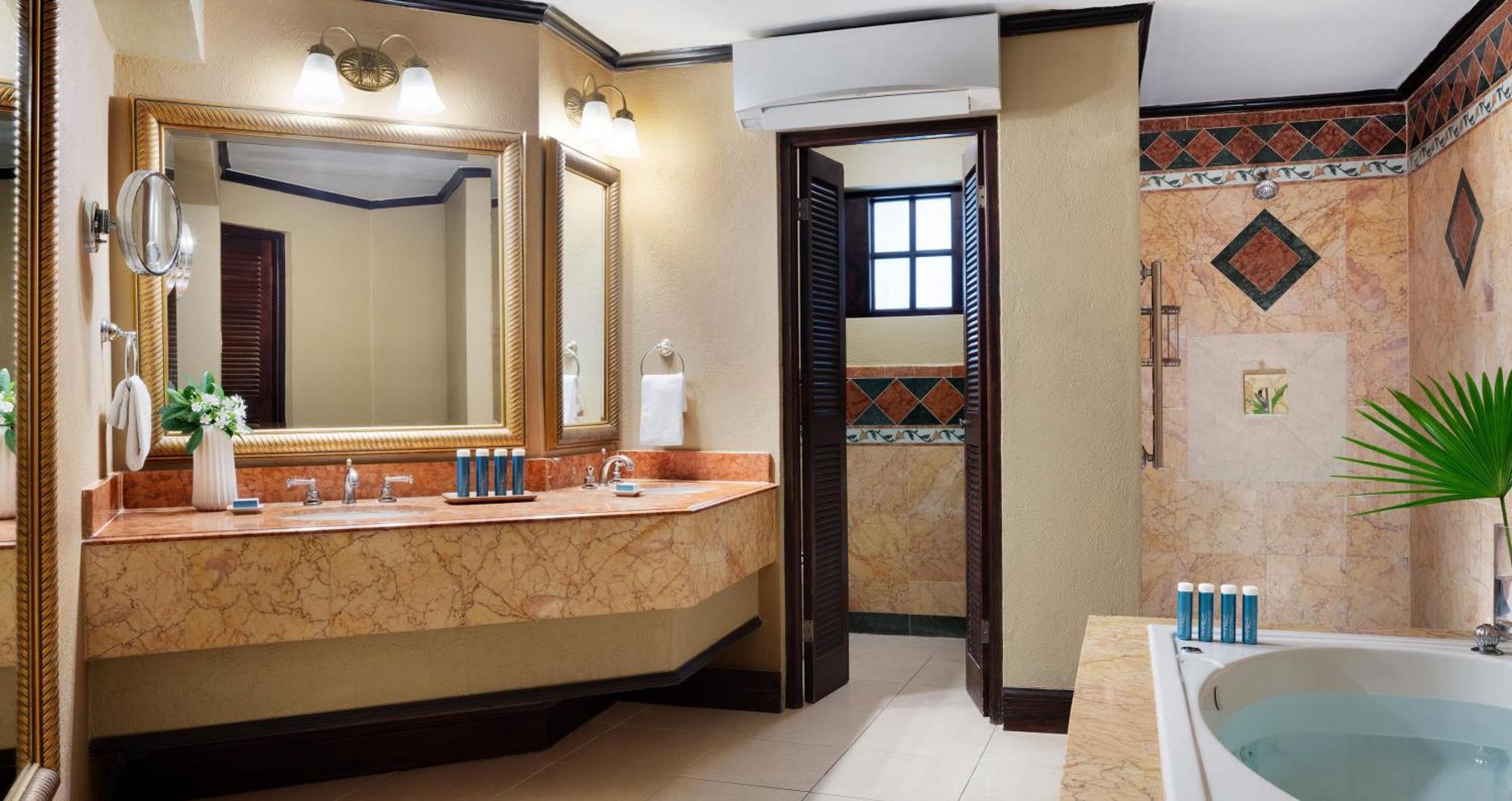แซนดัลส์ รอยัล แพลนเตชั่น - ออล อินคลูซีฟ - สำหรับผู้ใหญ่เท่านั้น Hotel โอโชรีโอส ภายนอก รูปภาพ